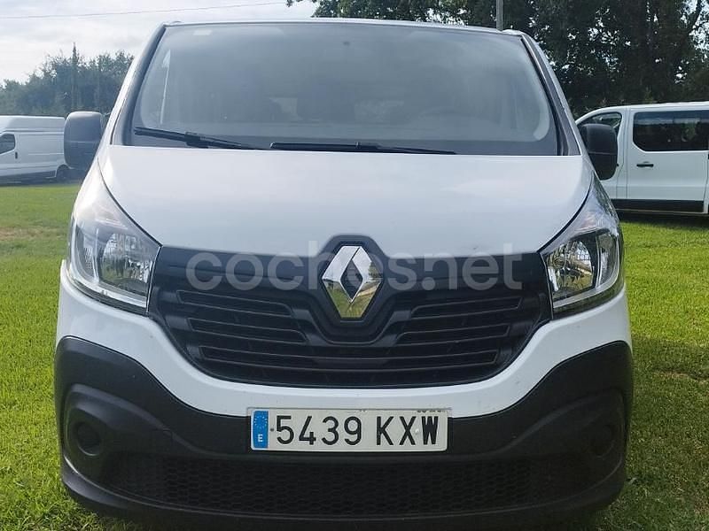 Usado Renault Trafic LIMITED 120 CV (88 kW) 2019 Blanco Monovolumen