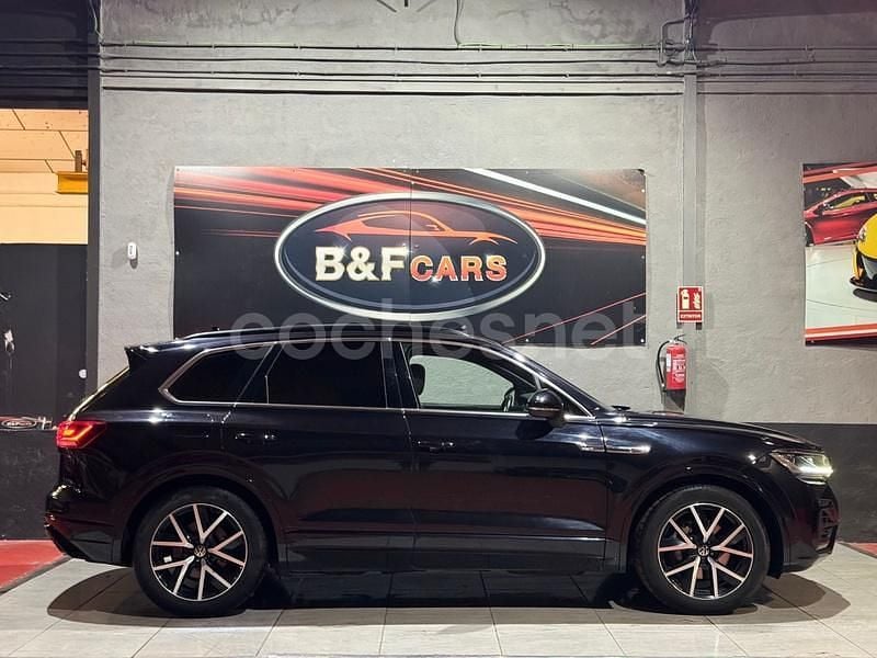 Usado VW Touareg R-line 286 CV (210 kW) 2021 Negro SUV