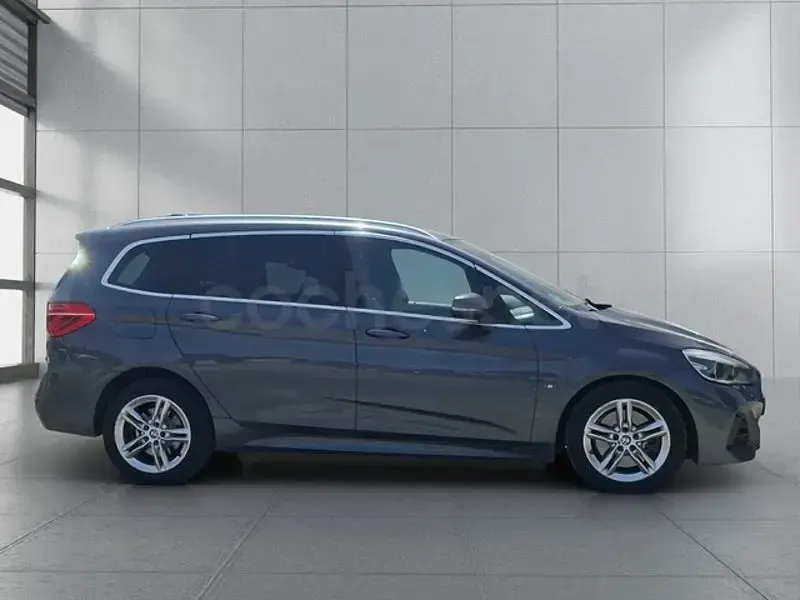 Usado BMW 220 Sport Line 190 CV (139 kW) 2019 Gris / plata Familiar