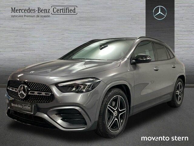 Gris Nuevo 2025 Mercedes GLA200 SUV | 49.300 € - Imagen 1/4