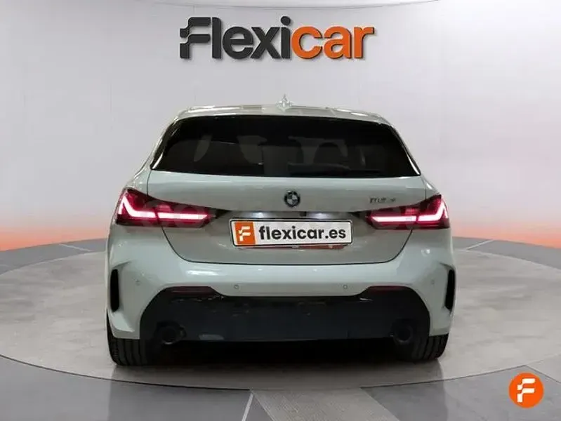 Usado BMW 118 150 CV (110 kW) 2021 Blanco Berlina