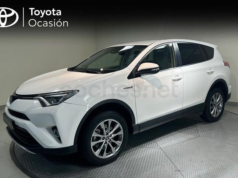 Usado Toyota RAV4 Hybrid Advance 197 CV (144 kW) 2019 Blanco SUV