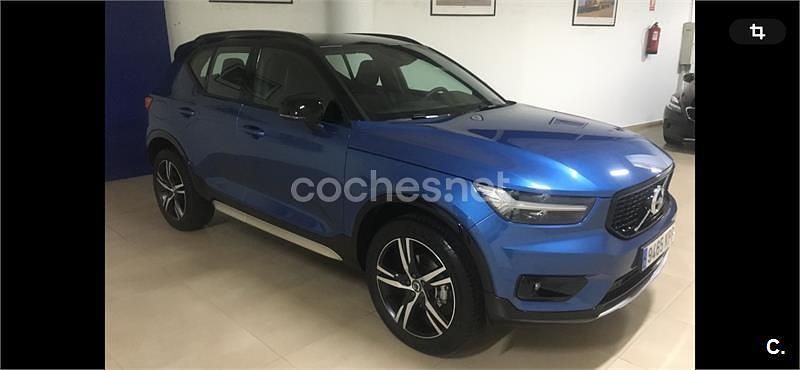 Usado Volvo XC40 156 CV (114 kW) 2018 Azul SUV