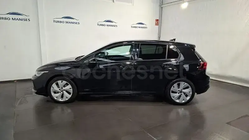 Usado VW Golf VIII 115 CV (84 kW) 2025 Negro Berlina