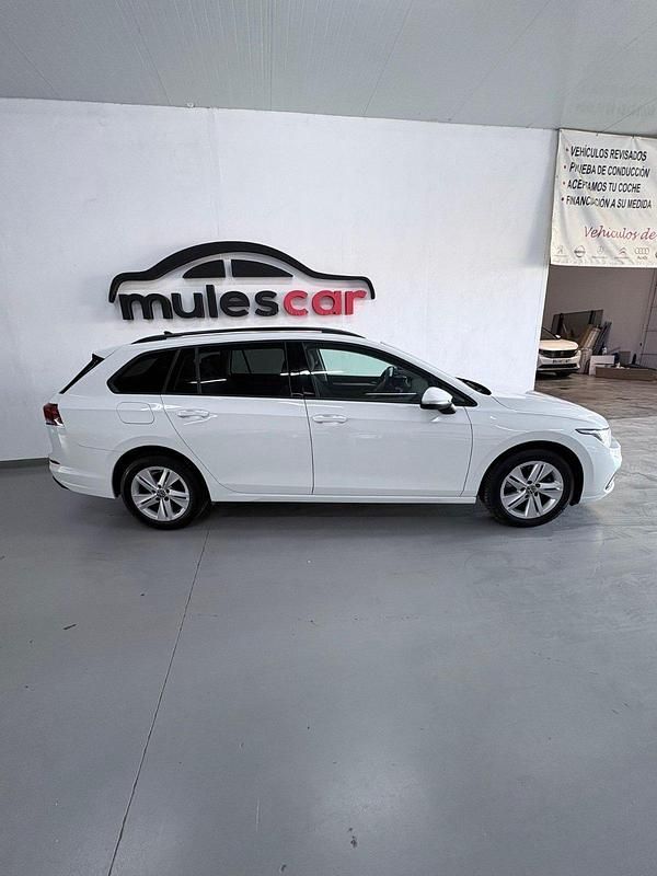 Usado VW Golf VIII Life 115 CV (84 kW) 2023 Blanco