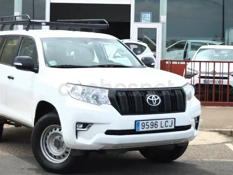Usado Toyota Land Cruiser 177 CV (130 kW) 2020 Blanco SUV