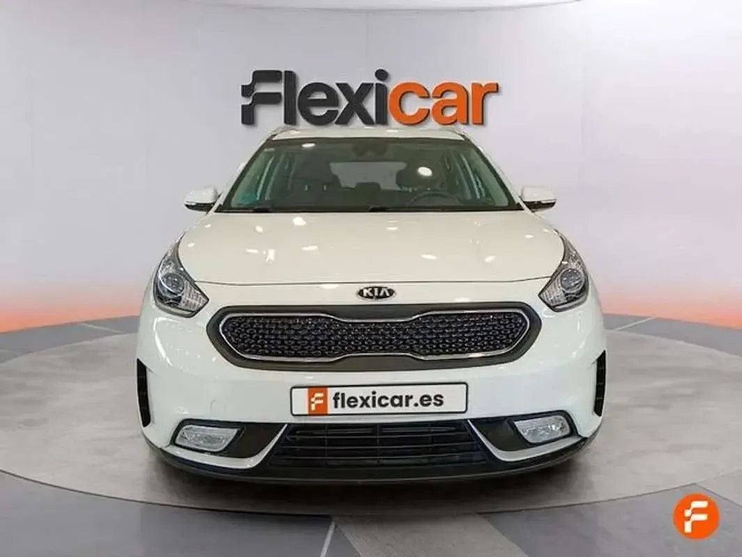 Usado Kia Niro 141 CV (103 kW) 2018 Blanco SUV