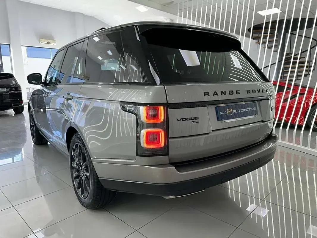 Usado Land Rover Range Rover Vogue 404 CV (297 kW) 2020 Gris SUV