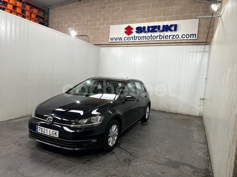 Negro Usado 2020 VW Golf VII Edition Berlina | 14.900 € (Caro) - Imagen 1/4