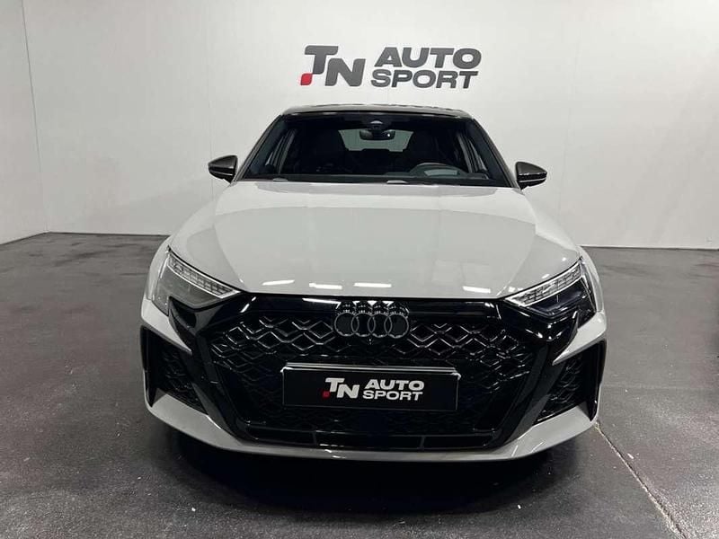 Usado Audi RS3 Sportback 400 CV (294 kW) 2025 Gris Utilitario