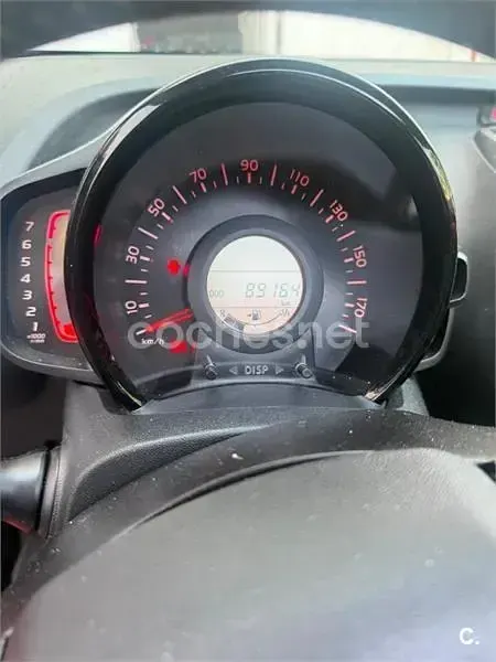 Usado Peugeot 108 Roland Garros 82 CV (60 kW) 2017 Rojo Berlina