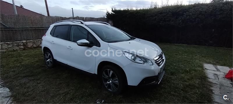 Usado Peugeot 2008 Crossway 120 CV (88 kW) 2016 Blanco SUV