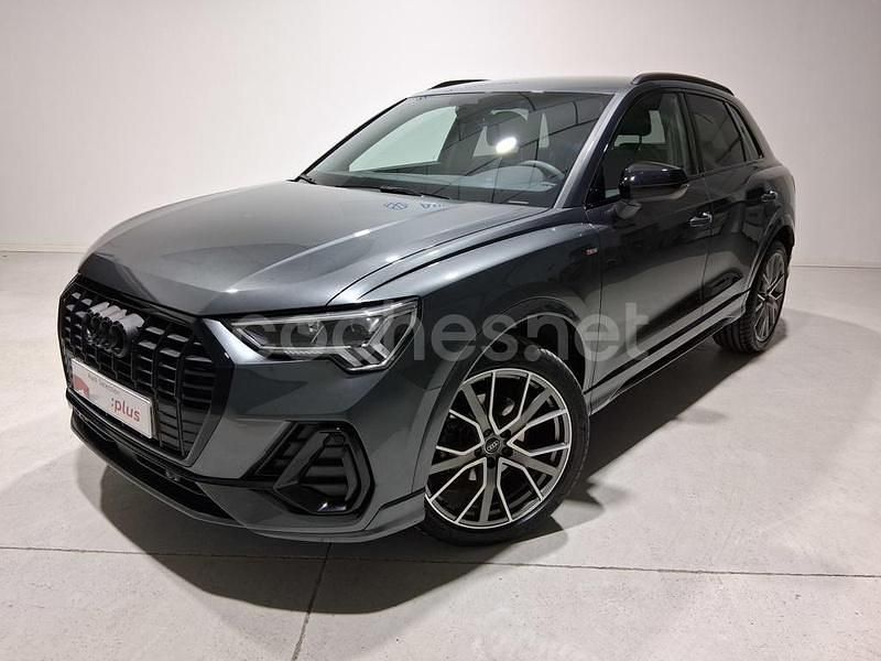 Gris / plata Usado 2025 Audi Q3 Ambiente SUV | 39.990 € (Super precio) - Imagen 1/4