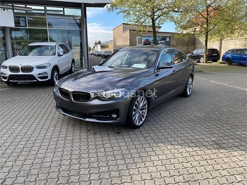 Usado BMW 330 Gran Turismo 258 CV (189 kW) 2019 Negro Berlina