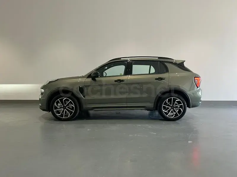 Usado Lynk & Co 01 276 CV (202 kW) 2026 Verde SUV
