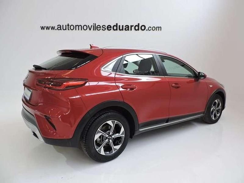 Usado Kia XCeed 120 CV (88 kW) 2021 Rojo SUV