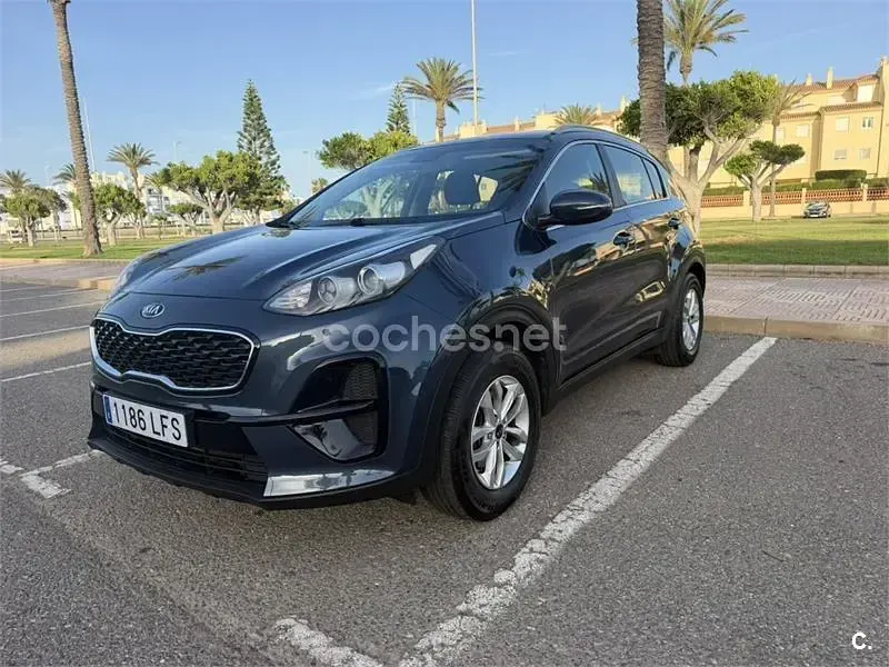 Usado Kia Sportage 132 CV (97 kW) 2020 Azul SUV