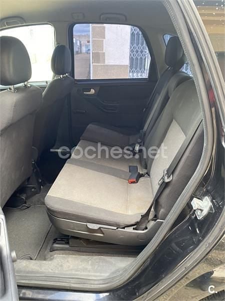 Usado Opel Meriva Enjoy 75 CV (55 kW) 2004 Negro Monovolumen