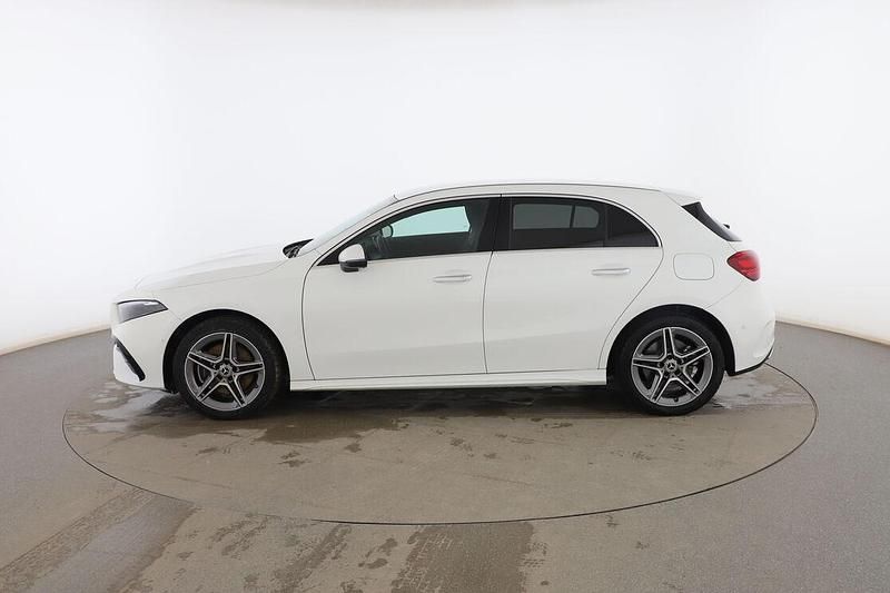 Usado Mercedes A250 AMG line 218 CV (160 kW) 2023 Blanco Utilitario