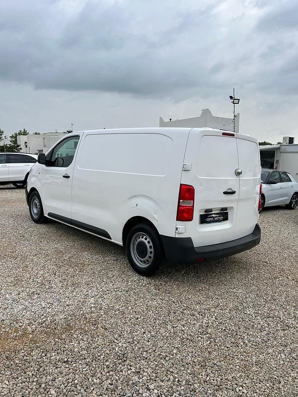 Usado Peugeot Expert 100 CV (73 kW) 2019 Blanco Van