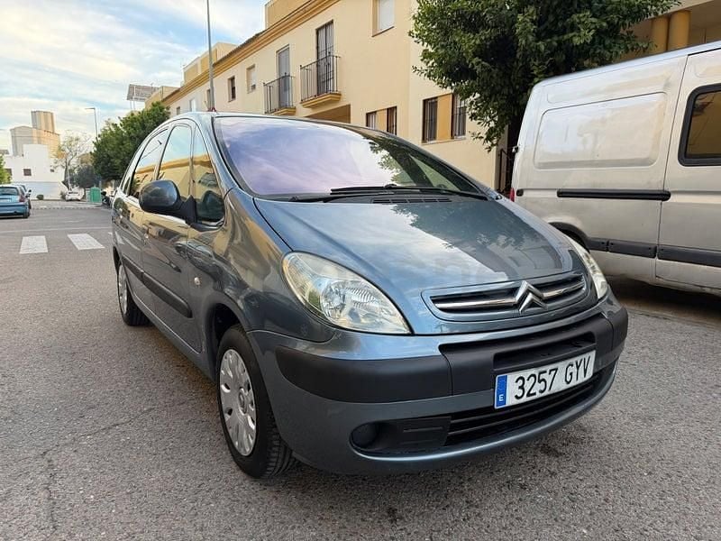 Usado Citroën Xsara Picasso 110 CV (80 kW) 2010 Gris / plata Monovolumen