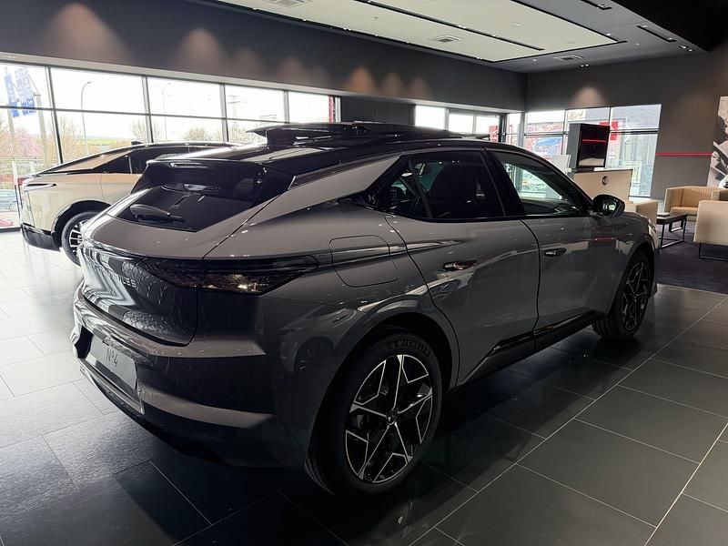 Nuevo DS Automobiles DS4 145 CV (106 kW) 2025 Gris Berlina