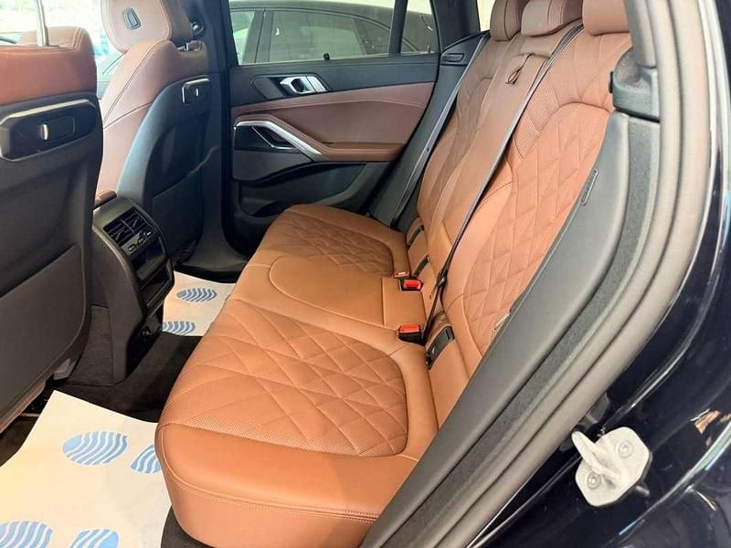 Usado BMW X6 M Sport 298 CV (219 kW) 2025 Negro SUV