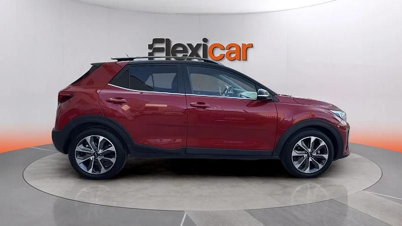 Usado Kia Stonic 110 CV (80 kW) 2018 Rojo SUV