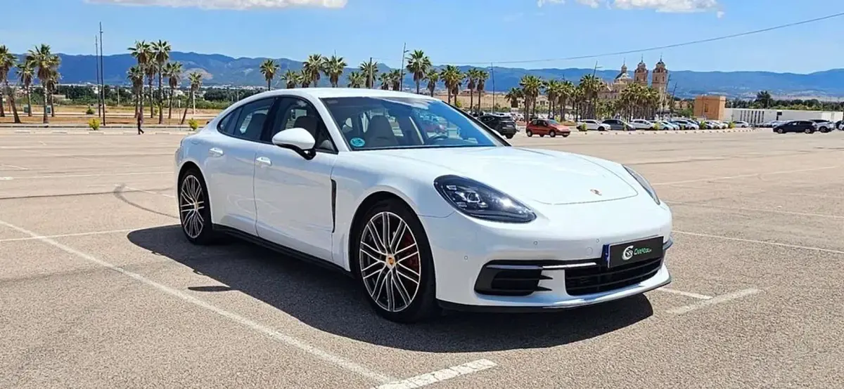 Usado Porsche Panamera 4 330 CV (242 kW) 2018 Blanco Berlina