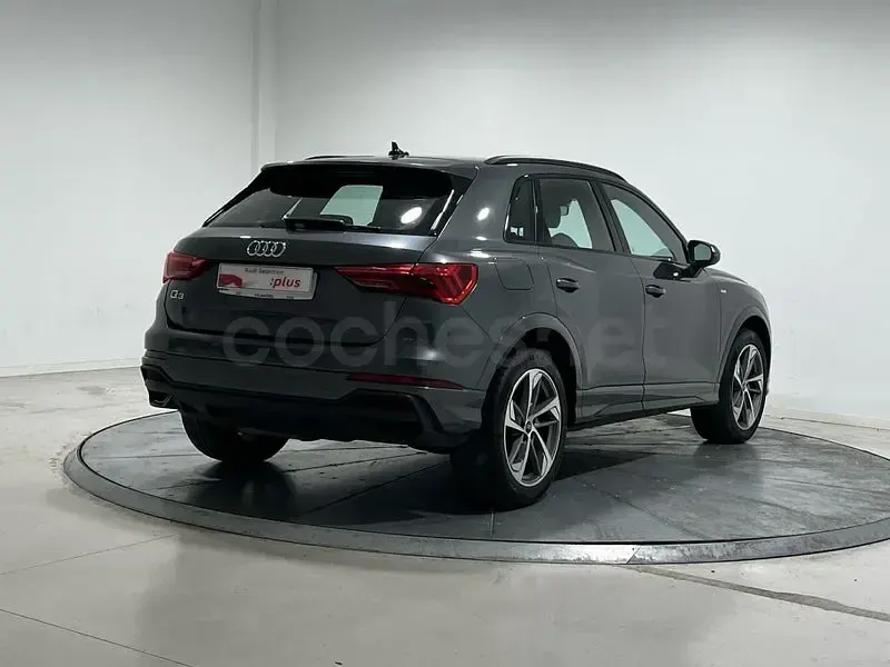 Usado Audi Q3 150 CV (110 kW) 2024 Gris / plata SUV