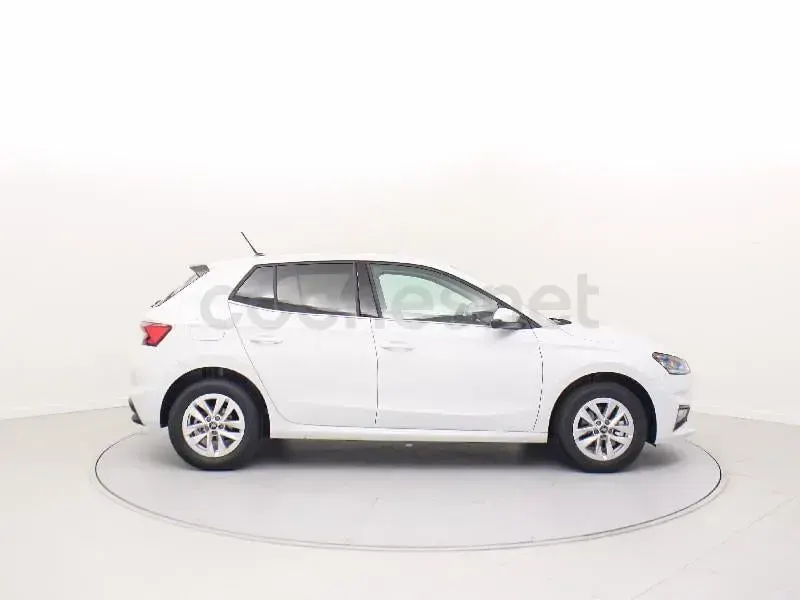 Usado Skoda Fabia Selection 115 HP (84 kW) 2025 Branco Citadino