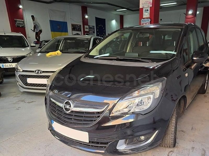 Usado Opel Meriva Selective 100 CV (73 kW) 2016 Negro Monovolumen