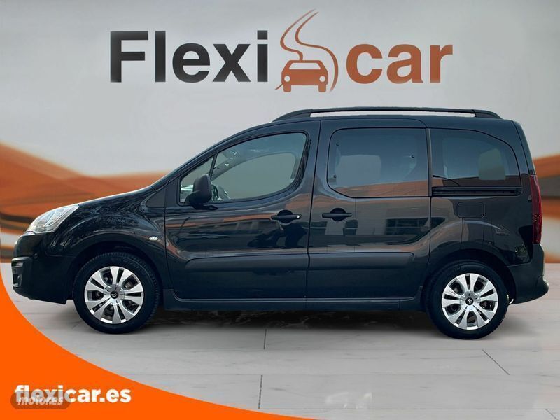 Usado Citroën Berlingo Feel 120 CV (88 kW) 2016 Negro Monovolumen
