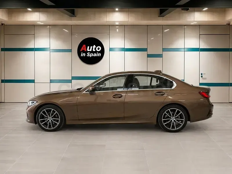 Usado BMW 320 Comfort Edition 184 CV (135 kW) 2019 Marrón Familiar