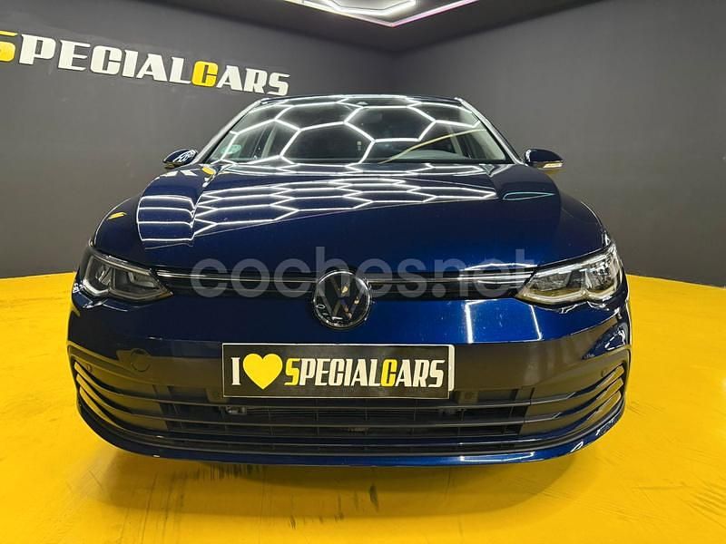 Usado VW Golf VIII Life 115 CV (84 kW) 2023 Azul Berlina