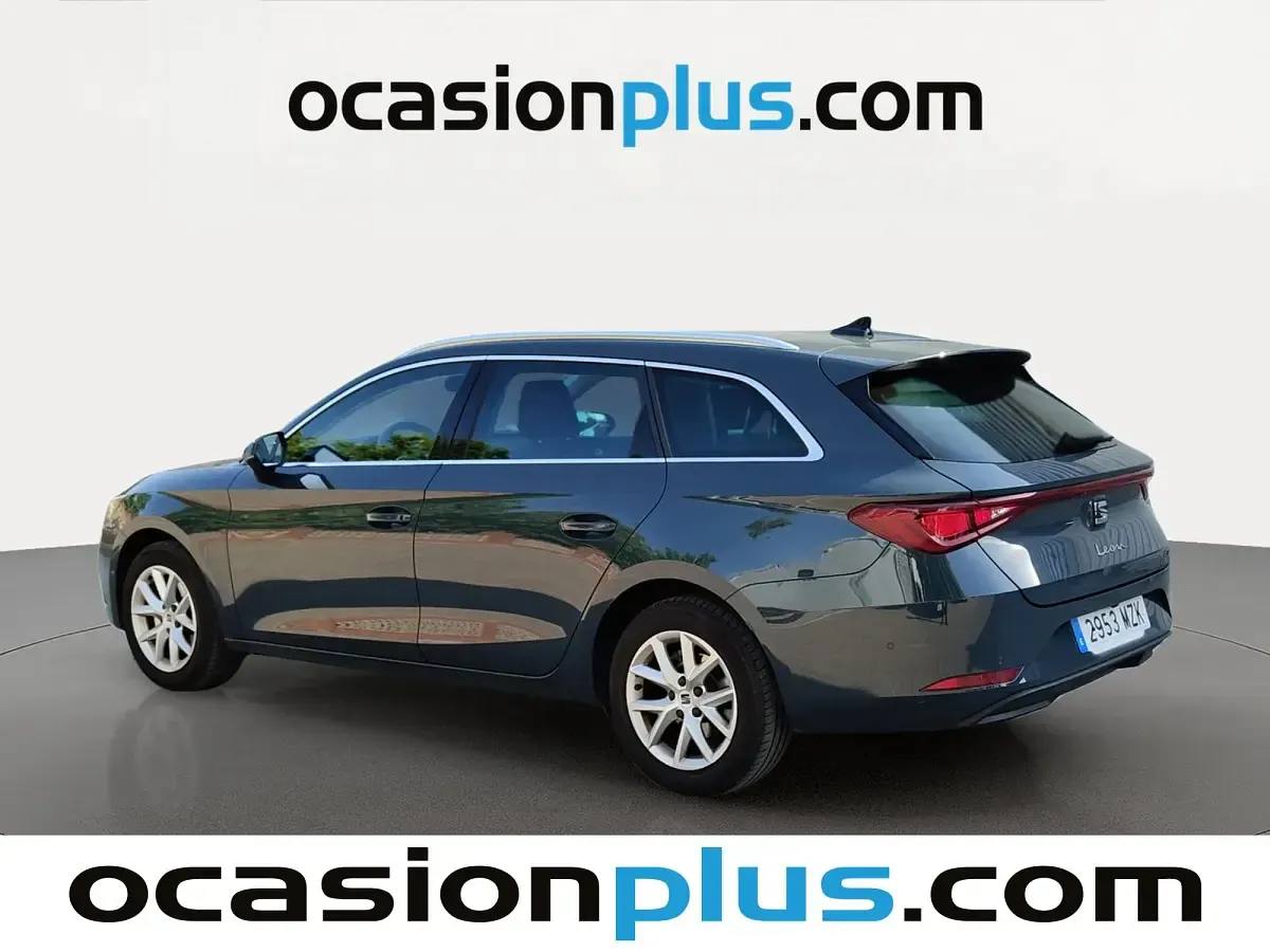 Usado Seat Leon Style 116 CV (85 kW) 2025 Azul Monovolumen