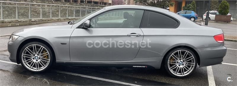 Gris / plata Usado 2012 BMW 320 Performance Coupe | 17.275 € (Precio justo) - Imagen 1/4