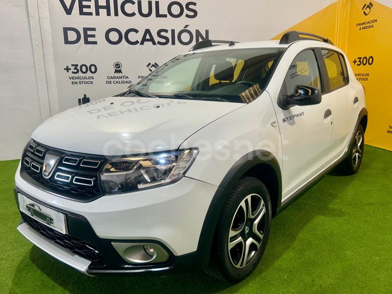 Blanco Usado 2020 Dacia Sandero Essentiel Utilitario | 11.990 € (Precio justo) - Imagen 1/4
