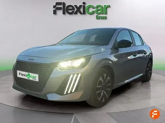 Usado Peugeot 208 Allure 100 CV (73 kW) 2024 Blanco Utilitario