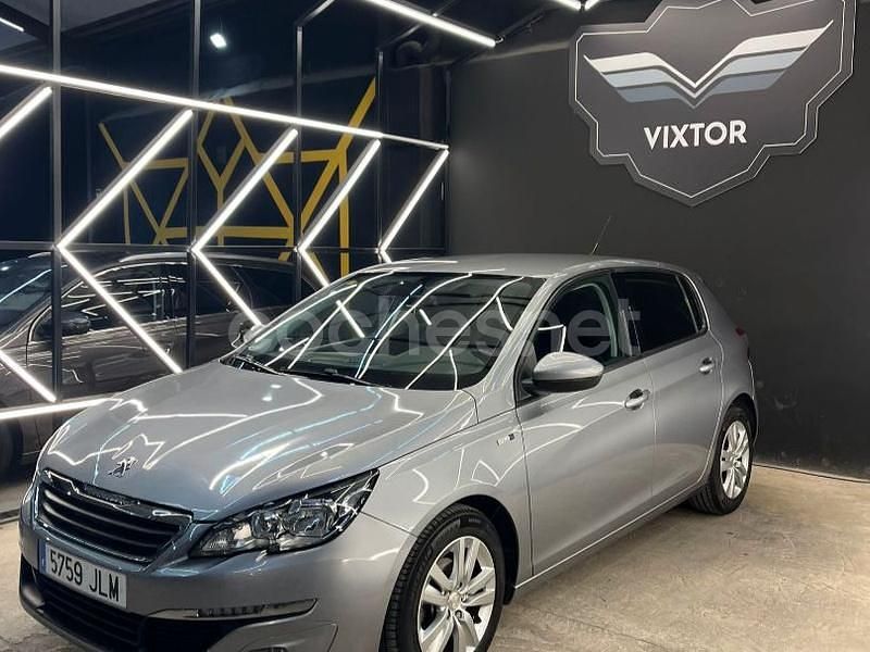 Usado Peugeot 308 Style 110 CV (80 kW) 2016 Gris / plata Berlina
