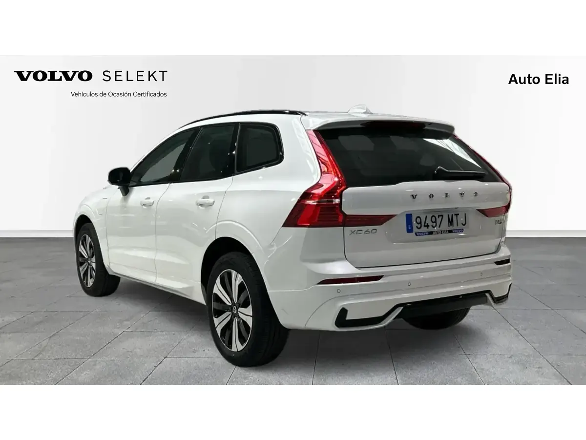 Usado Volvo XC60 Plus 351 CV (258 kW) 2024 Blanco SUV