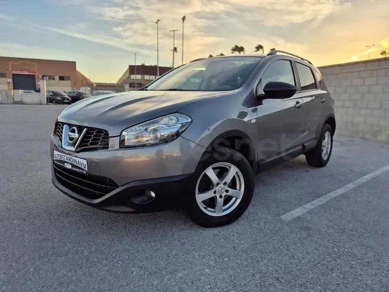 Usado Nissan Qashqai Acenta 130 CV (95 kW) 2013 Gris / plata SUV