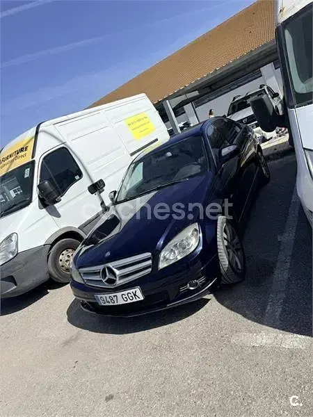 Usado Mercedes C220 Avantgarde 150 CV (110 kW) 2008 Negro Berlina