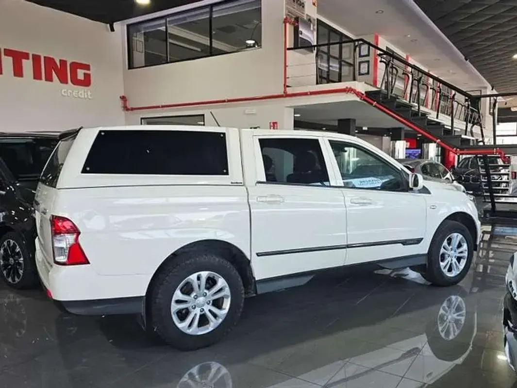 Usado SsangYong Actyon 177 CV (130 kW) 2017 Blanco SUV