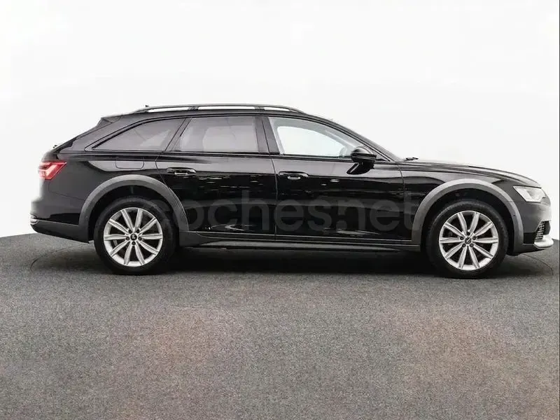 Usado Audi A6 Allroad Ambiente 340 CV (250 kW) 2021 Negro Familiar