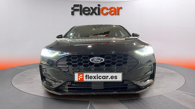 Usado Ford Focus ST-Line 125 CV (91 kW) 2023 Negro Berlina