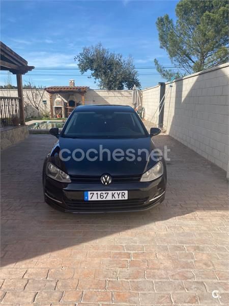 Usado VW Golf VII Advance 105 CV (77 kW) 2014 Negro Berlina