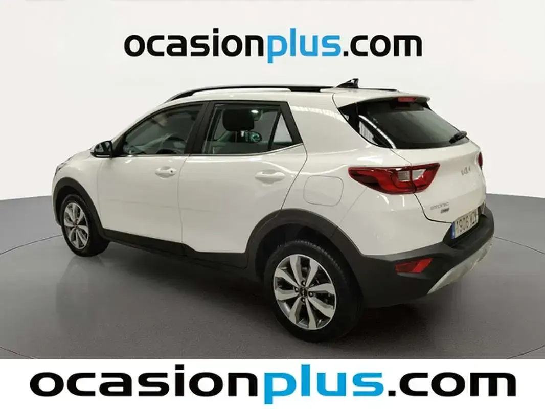 Usado Kia Stonic 101 CV (74 kW) 2025 Blanco SUV