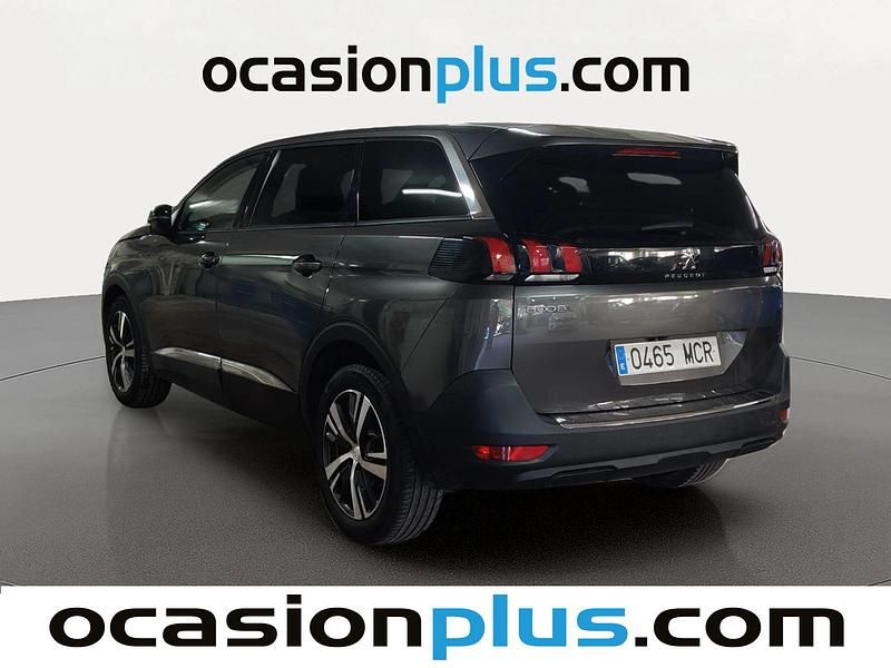 Usado Peugeot 5008 Allure 131 CV (96 kW) 2022 Gris plata SUV