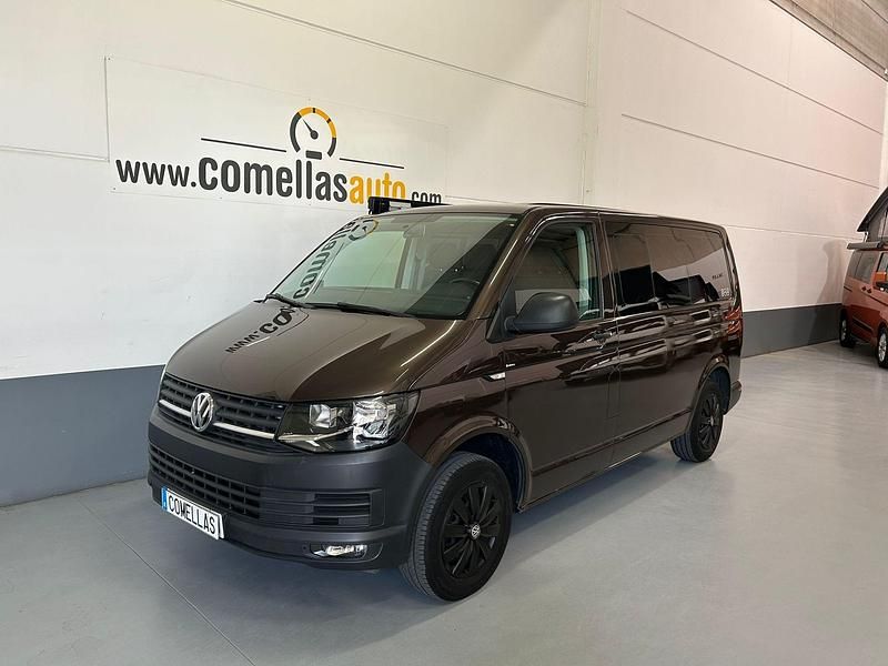 Marrón Usado 2017 VW Caravelle Trendline Monovolumen | 32.990 € (Caro) - Imagen 1/4